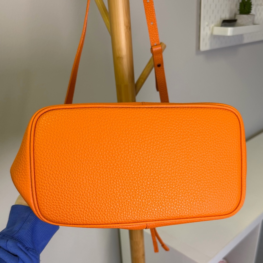 Like New Orange Leather Palla Dalla Bucket Bag - Picture 7 of 10